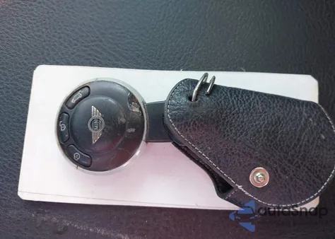 2010 Mini Cooper from USA, damaged, VIN WMWMF3C50ATZ66600